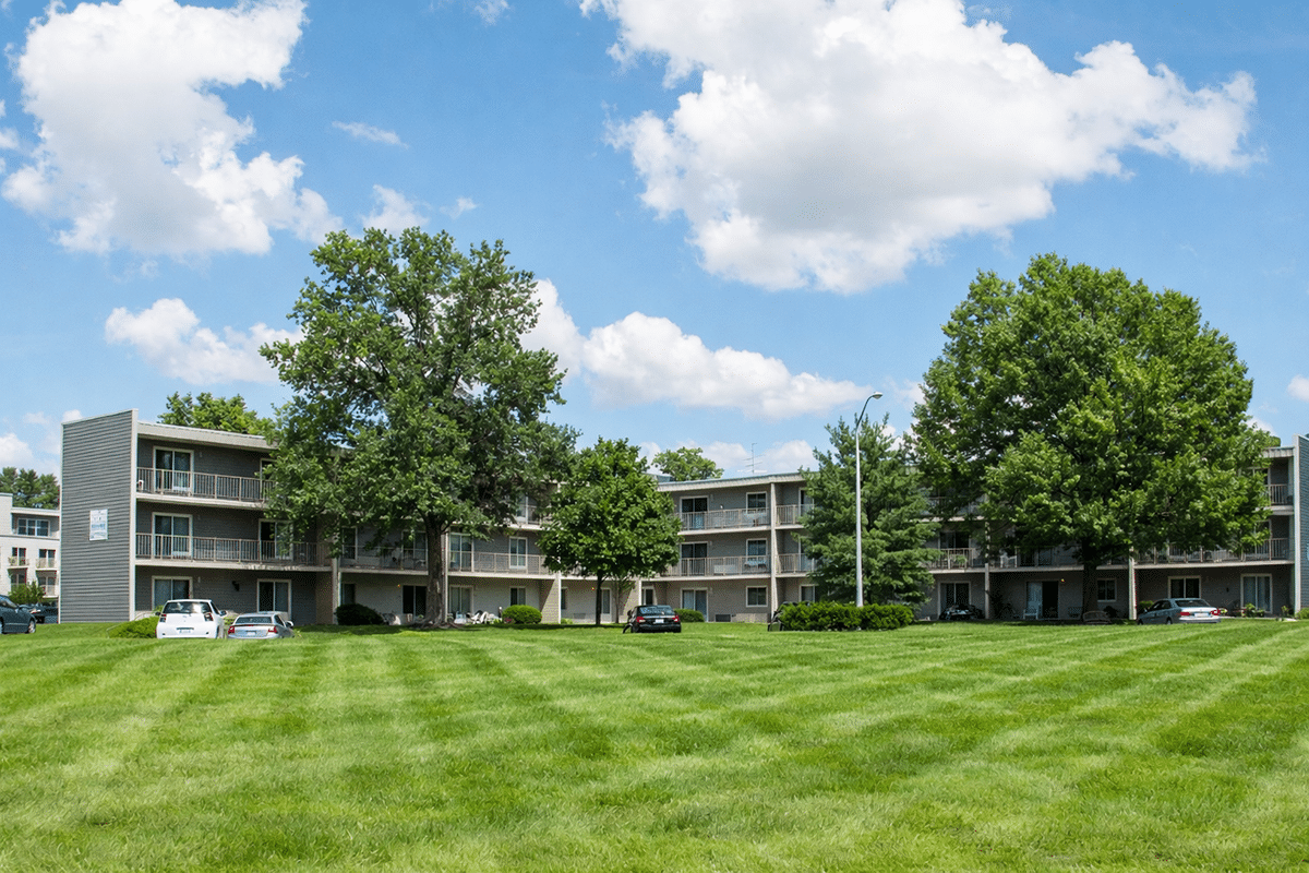 Crestwood Village Senior Community – South